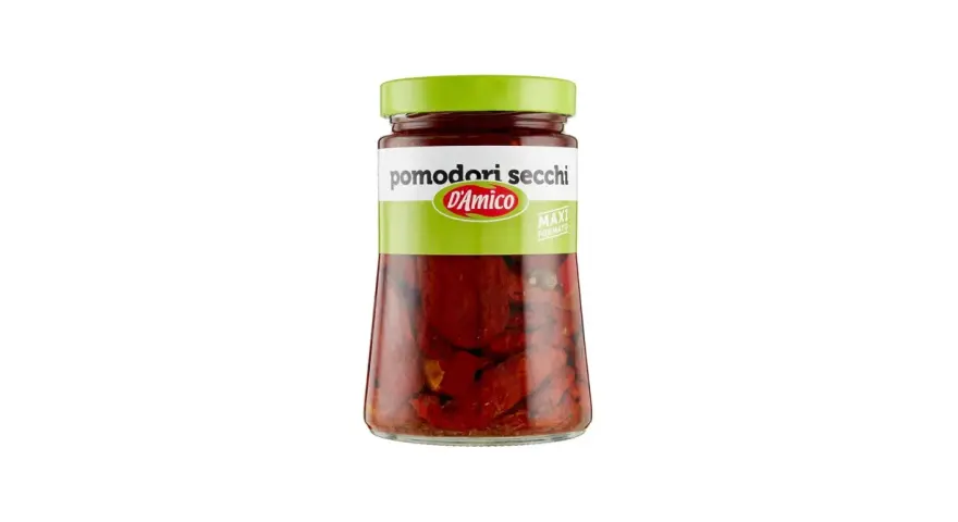 Glas mit leuchtend roten, eingelegten pomodori secchi von D'Amico. Ein Maxi-Format für Liebhaber des intensiven Geschmacks.